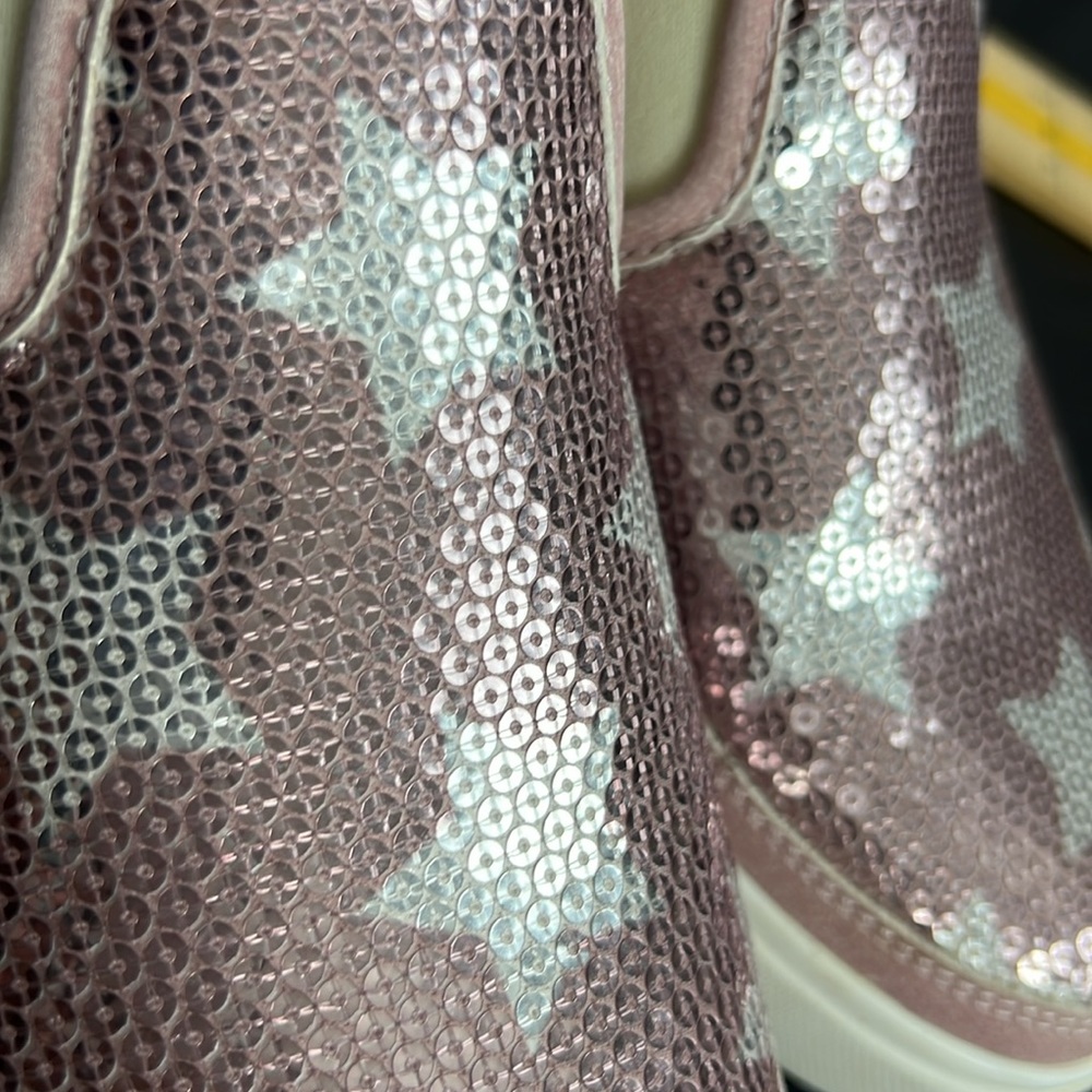 UGG‎ - Picture 9 of 9